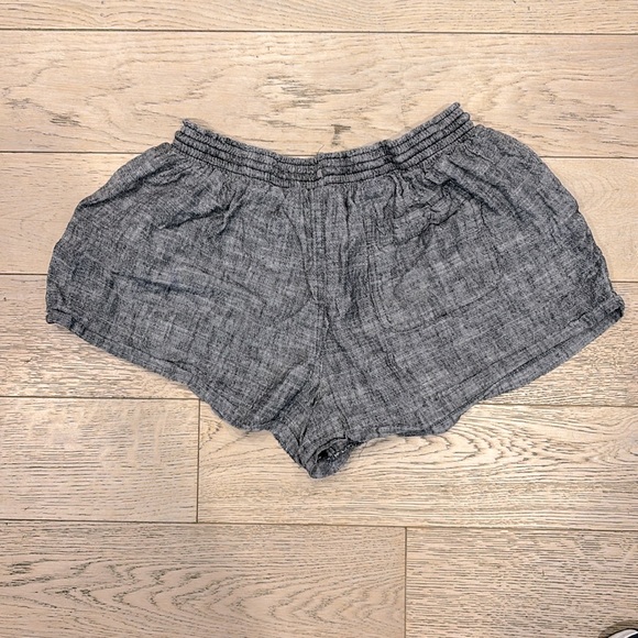 Mossimo Linen Cuffed Shorts with 3 Pockets and Rope Drawstring - Picture 3 of 3